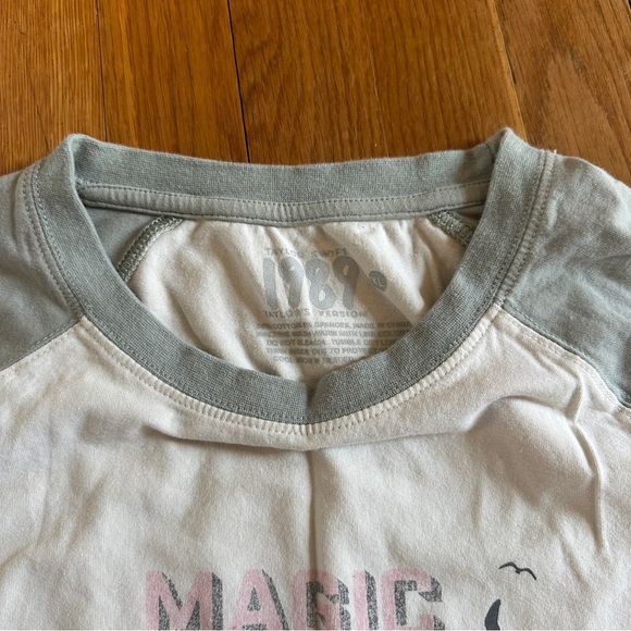 Taylor Swift Cropped Baby Tees - Picture 4 of 14